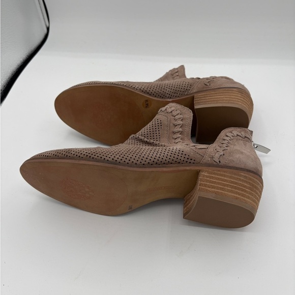 Vince Camuto Tan Boots Size 7 1/2 - Picture 4 of 4
